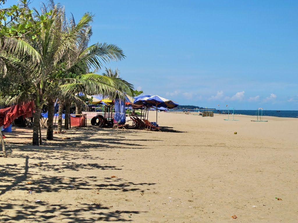 bãi biển Thiên Cầm