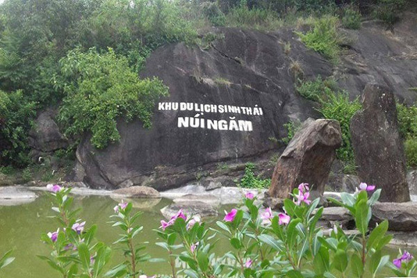 Tổng thể cảnh quan khu du lịch sinh thái núi Ngăm Nam Định
