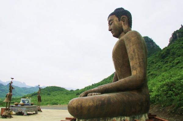 Khu du lịch sinh thái Tam Chúc - Ba Sao