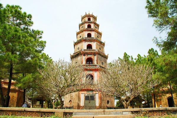5 ngôi chùa nổi tiếng nhất miền Trung