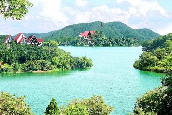 Điểm qua những địa danh du lịch nổi tiếng tỉnh Phú Thọ